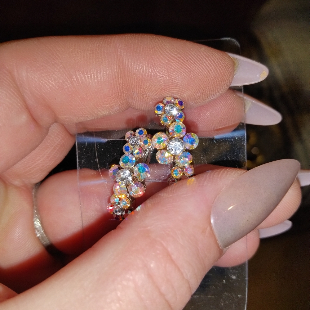 Vintage Pink Aurora Borealis Clip-On EarringsGlass Rhinestone Enamel BLING